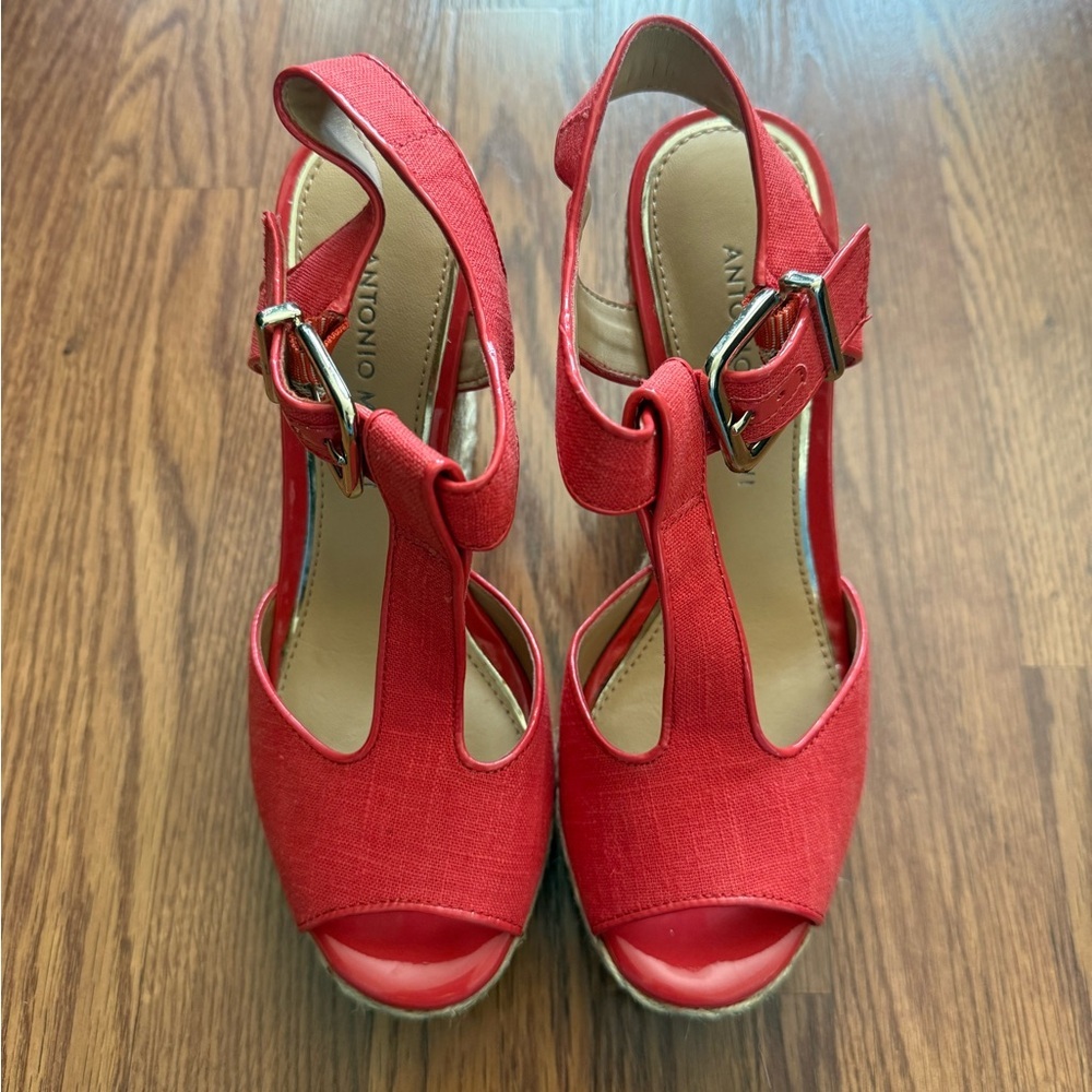 Antonio Melani Maree Coral T-Strap Wedge Espadrille Orange Sandals - Size 6